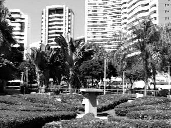 Praça do Aquarius em 1992, em foto de acervo